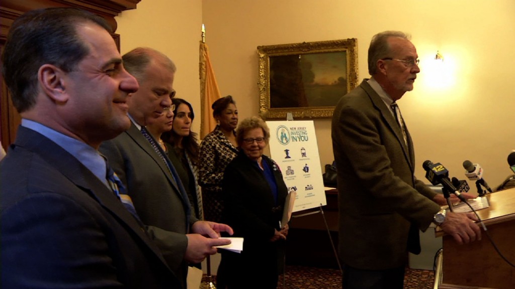 Oct. 19, 2015: NJTV News with Mary Alice Williams