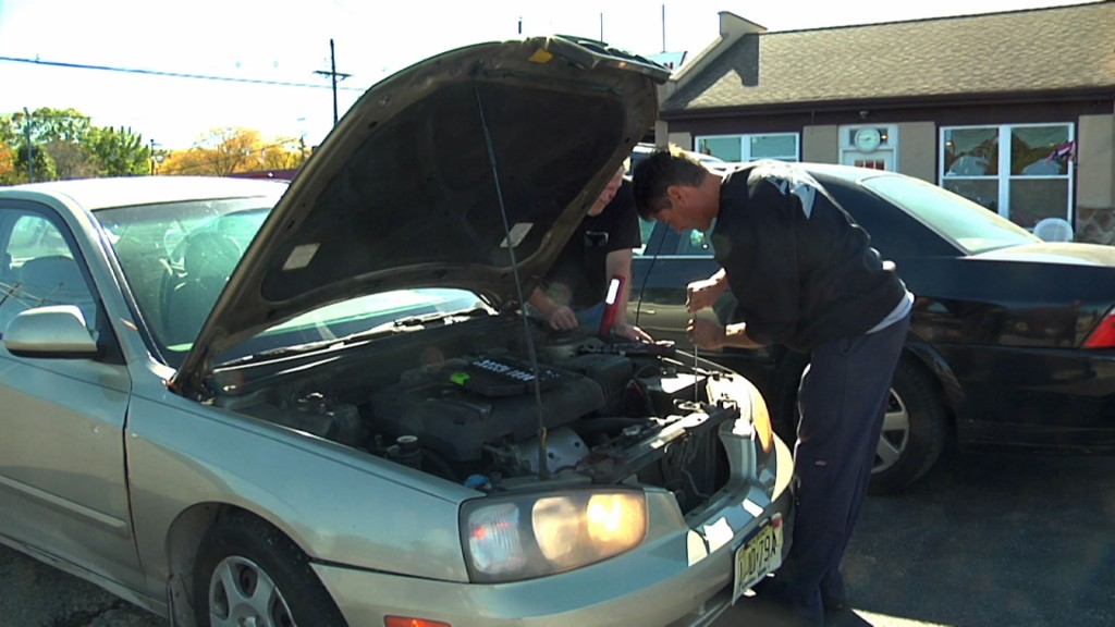 Automobile Technology Collects Data, Locks Out Independent Shops