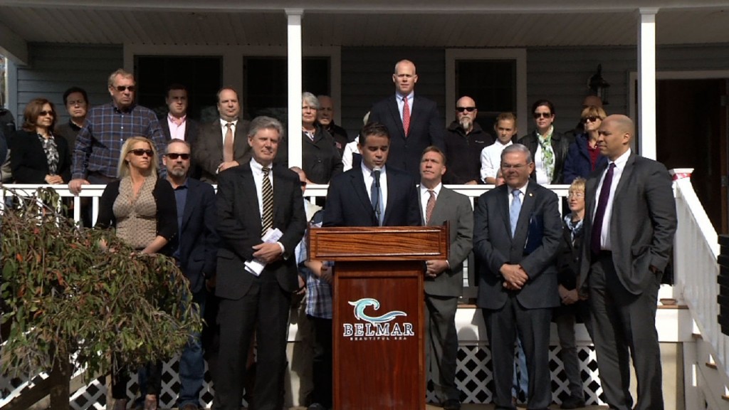 Community Comes Together to Help Families Return Home Three Years After Sandy