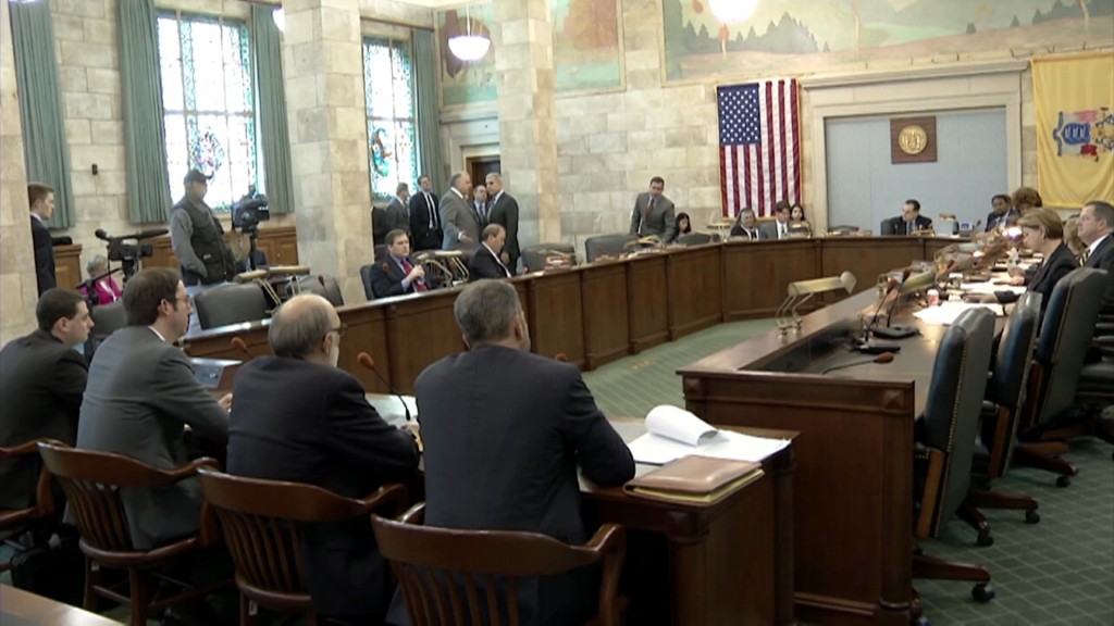 Senate Panel Considers Effects of Legalizing Cannabis