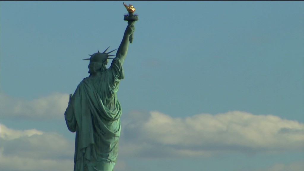 Paris Attacks Spark Debate Over Acceptance of Syrian Refugees in America