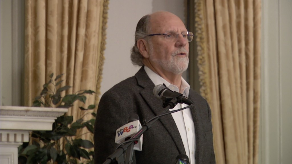 Corzine Discusses Successes and Failures in Talk to Students