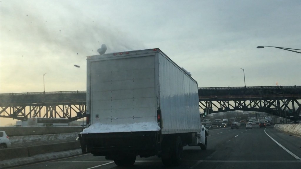 Despite NJ Law, Many Vehicles Still Snow Covered