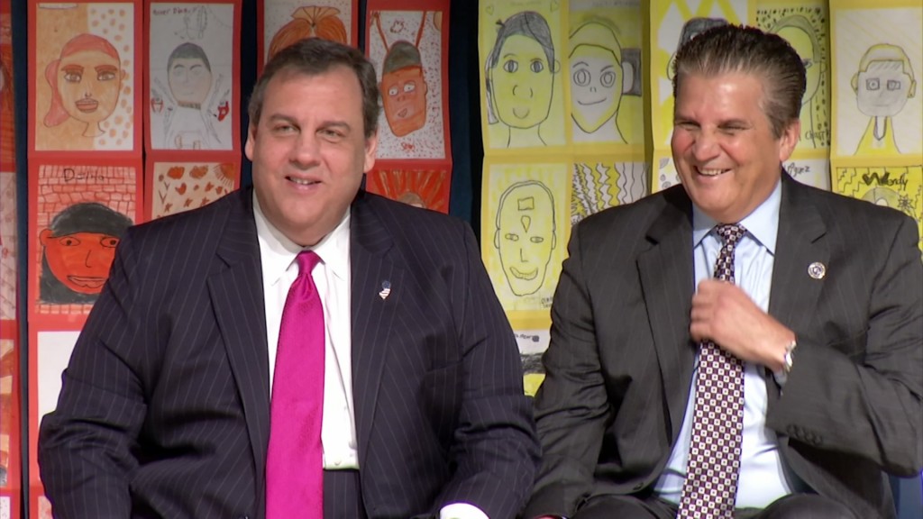 Christie in Newark, Emerging from an Unsuccessful Campaign, Slowly