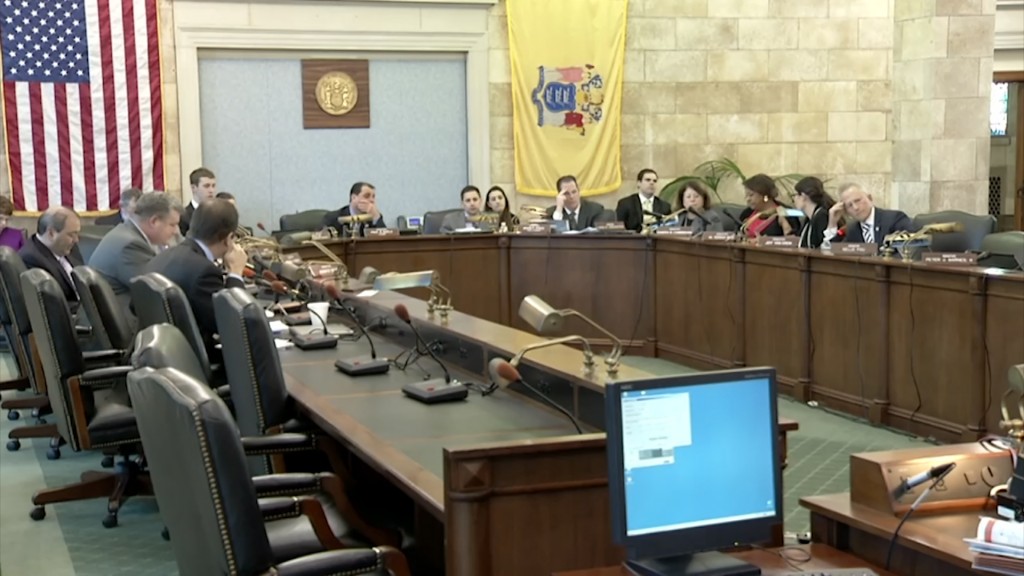 Senate Budget Committee Approves Estate Tax Phase Out Bill