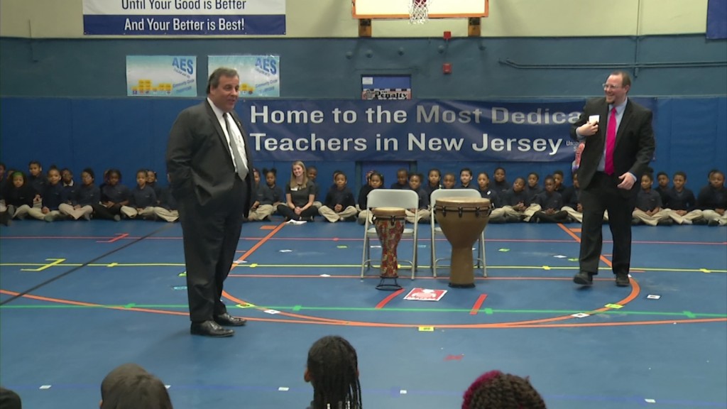 Christie Warns Newark Mayor His ‘Attitude’ Could Slow Return of Local Schools Control