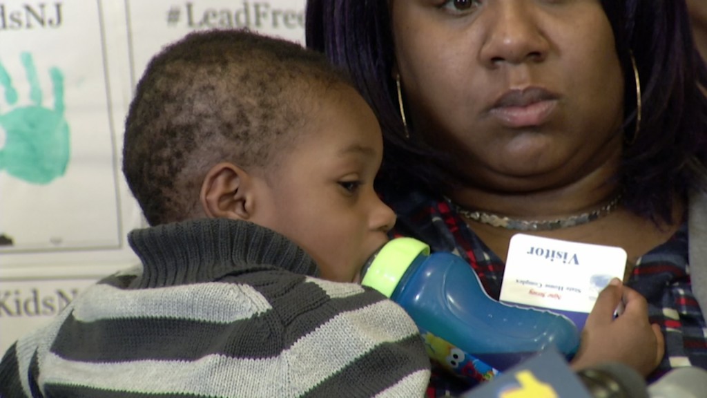 Lawmakers Urge Christie to Appropriate Money for Lead Control