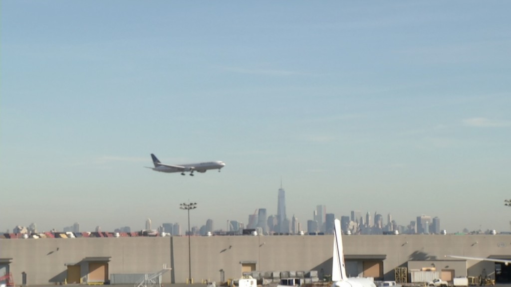 FAA Gives OK to Increase Air Traffic at Newark Liberty Airport