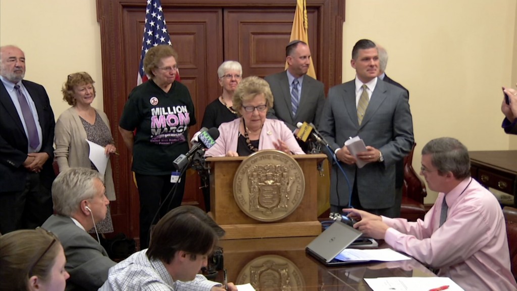 April 25, 2016: NJTV News with Mary Alice Williams