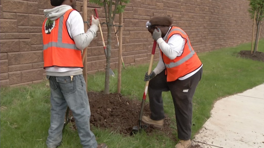Reentry Program Helps Find Jobs, Housing for Prisoners After Release