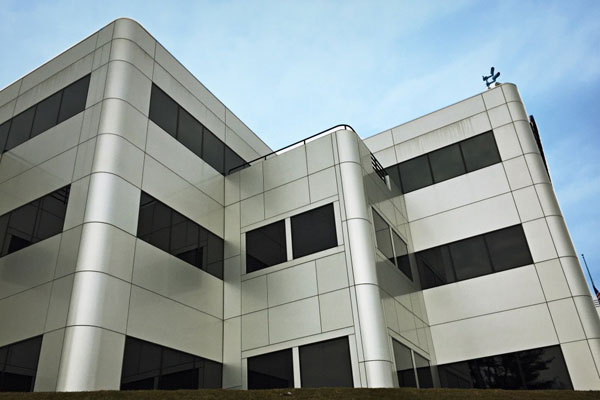 Does New Jersey’s Largesse to Large Corporations Hurt Small Businesses?