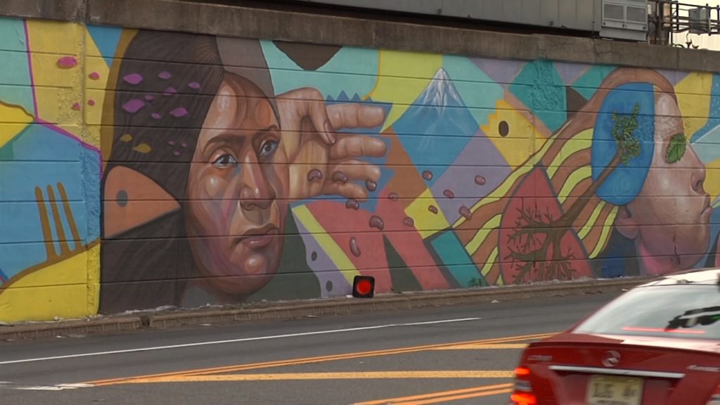 Newark Mural Along Route 21 Largest on East Coast