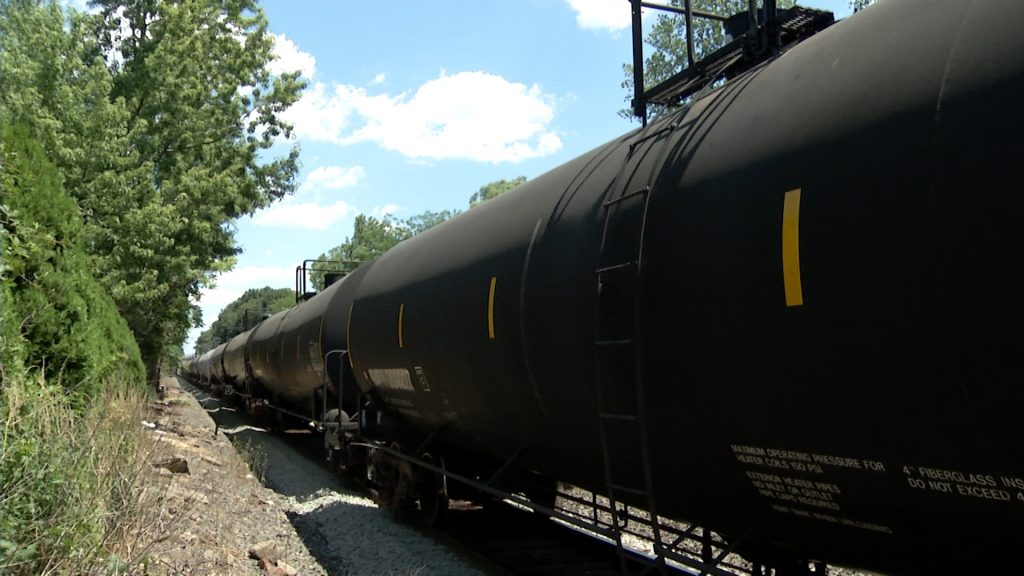 Lawmakers Want More Transparency with Trains Carrying Crude Oil