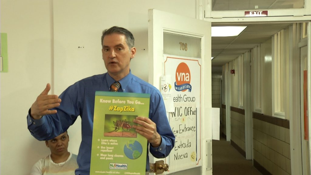 Offering Zika Virus Advice in English and Spanish