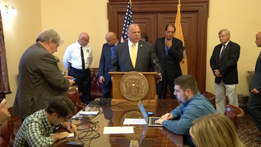 Aug. 29, 2016: NJTV News with Mary Alice Williams