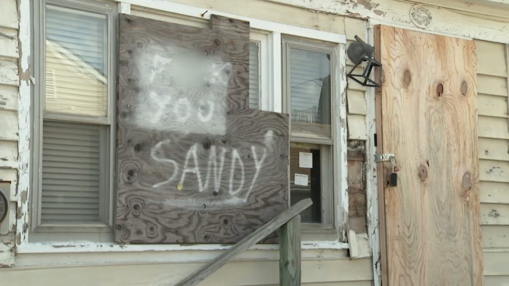Distraught Sandy Victims Angry Over FEMA Claims
