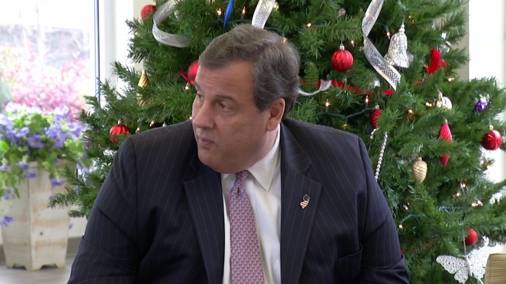 Governor Avoids Reporters After Visit to Recovery Clinic