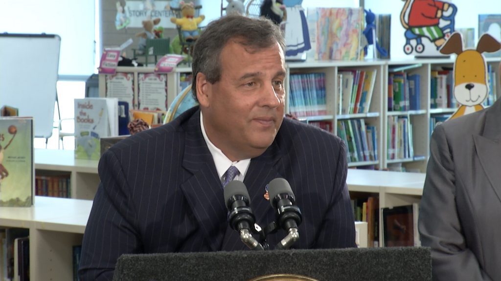 Deal to Let Christie Make a Book Deal, Raise Cabinet Salaries Will Get Senate Hearing