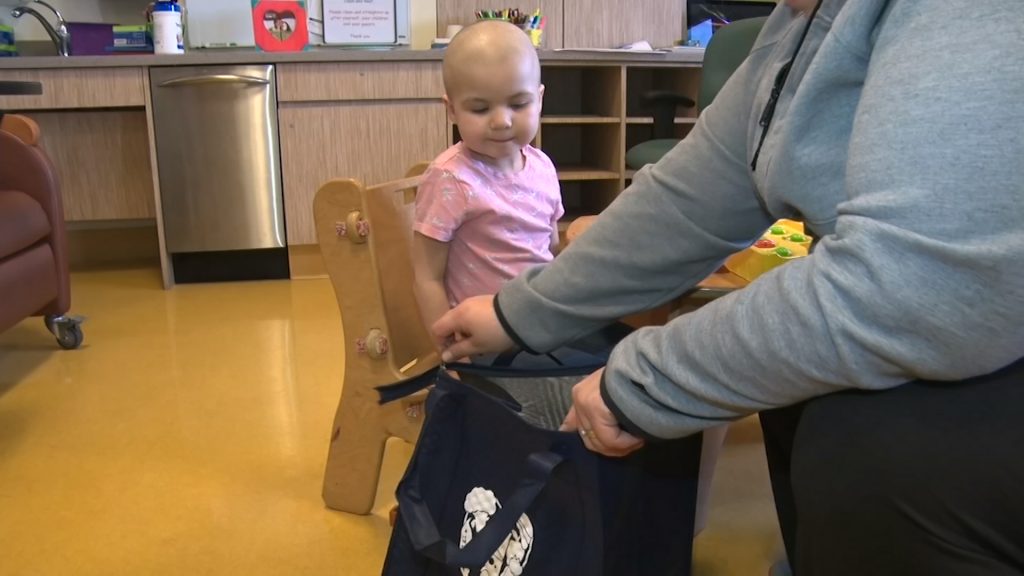 Volunteers Provide Healing Meals to Sick Children and Their Families