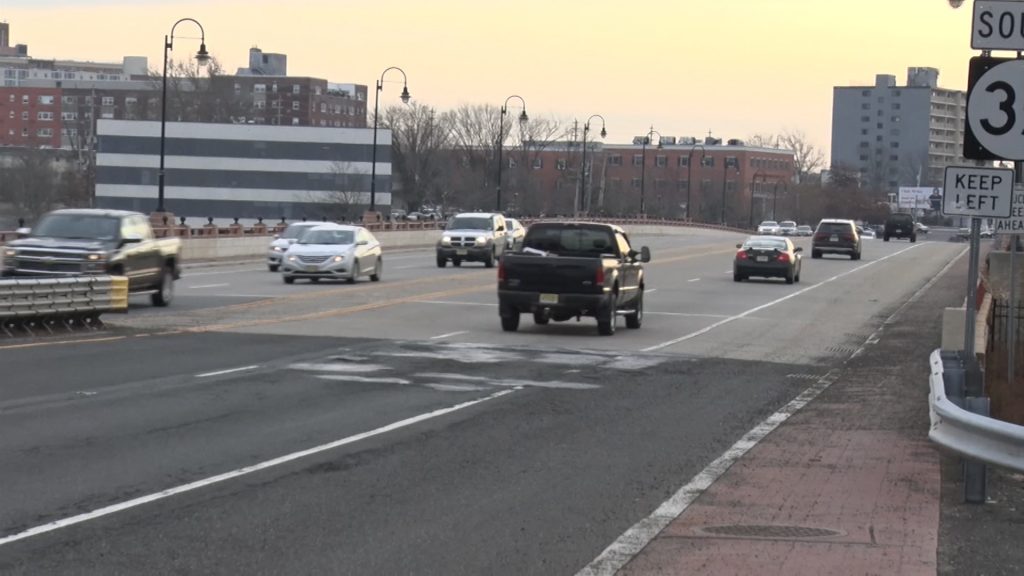 Regulations for Ride-Hailing Services Await Gov. Christie’s Approval