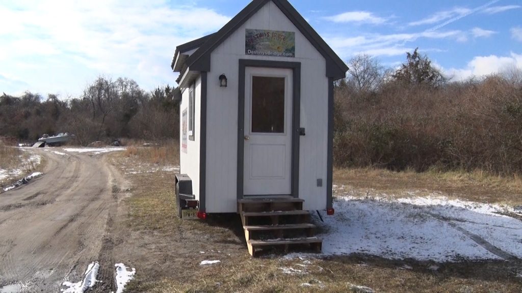 Bill Would Create Tiny House Pilot Program for Homeless