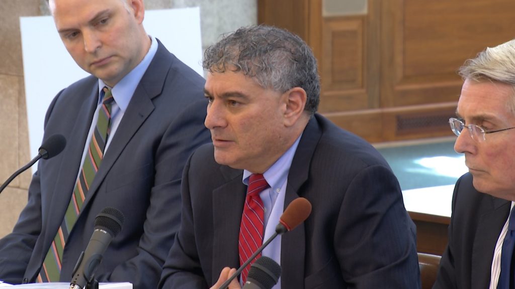 NJ Lawmakers Grill Amtrak Officials Over Train Troubles