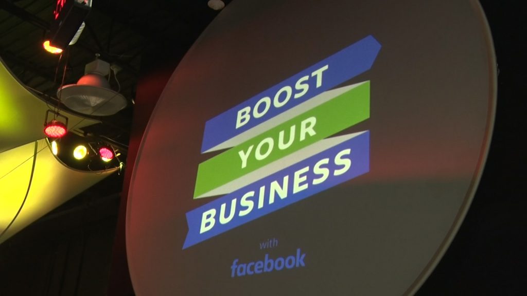 Small Businesses Learn How to Utilize Facebook