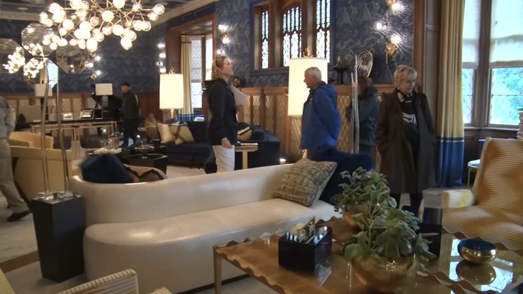Alnwick Hall mansion offers a glimpse into the Gilded Age