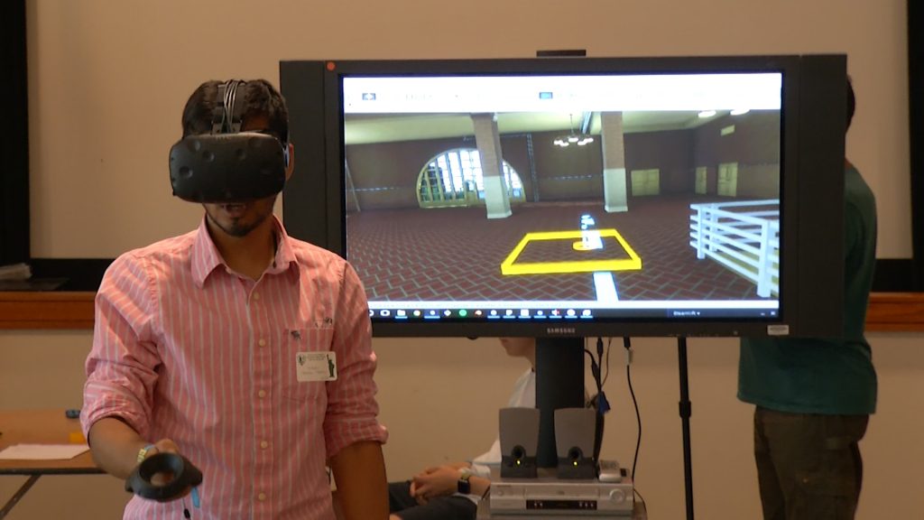 Students recreate Ellis Island experience through virtual reality