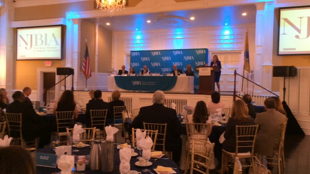 At business dinner Guadagno, Murphy highlight differences