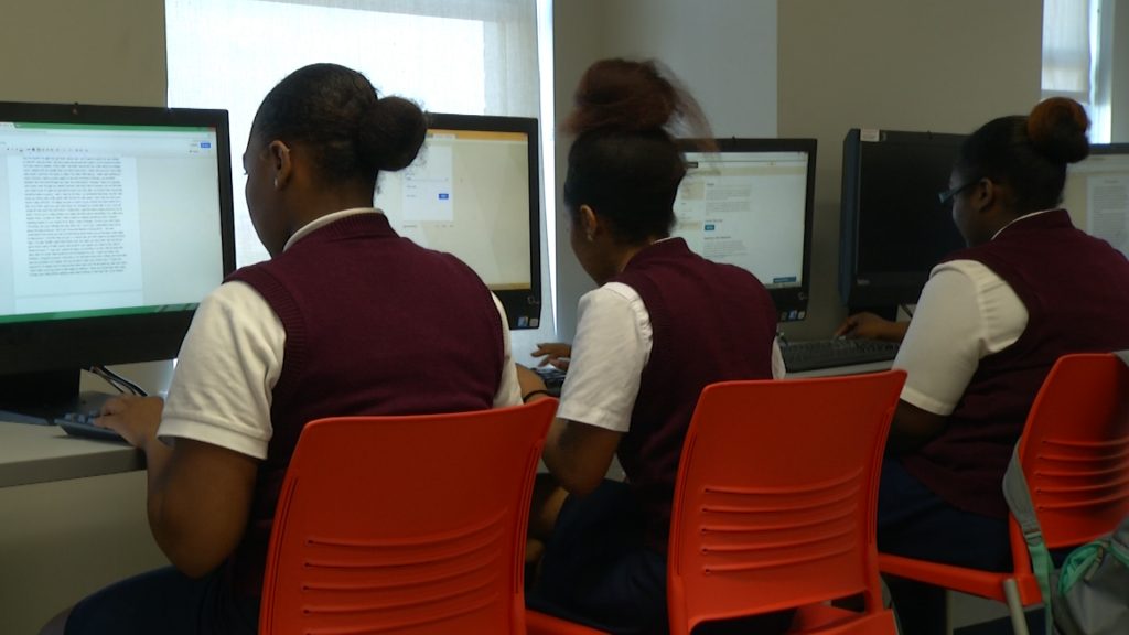 Camden charter offers all college classes to seniors