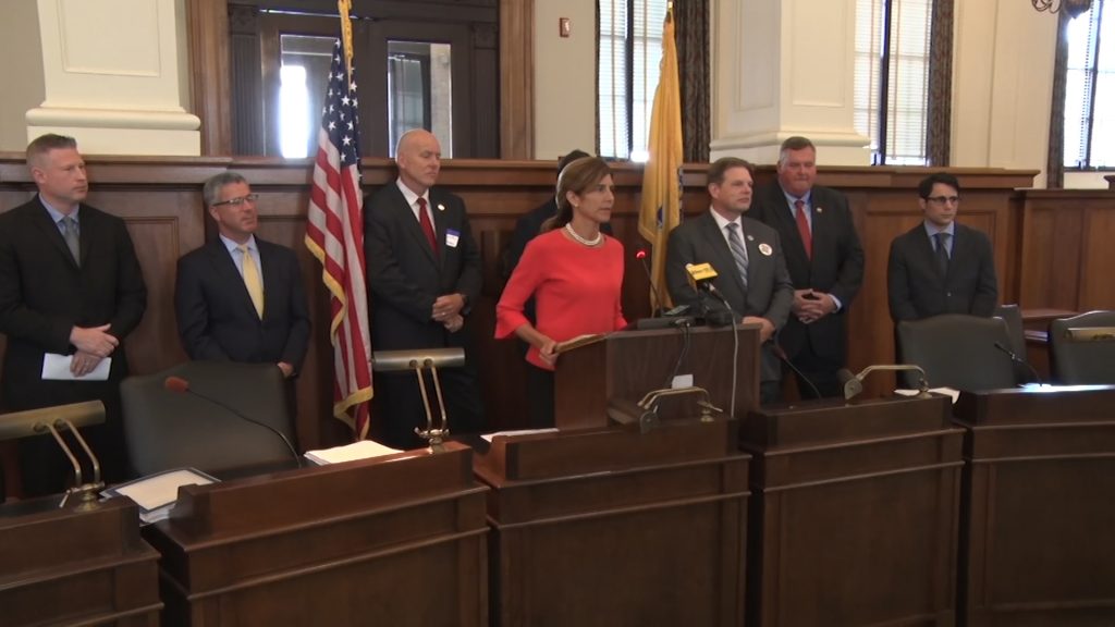 State GOP leaders fight Democrats’ school funding proposal