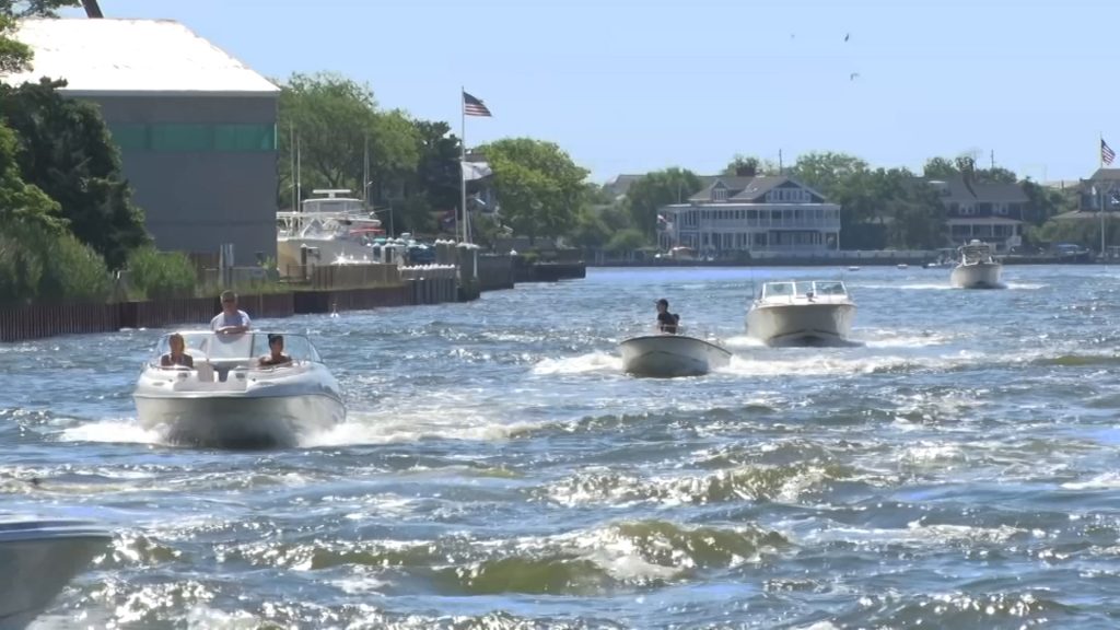 What you need to know about drinking while boating