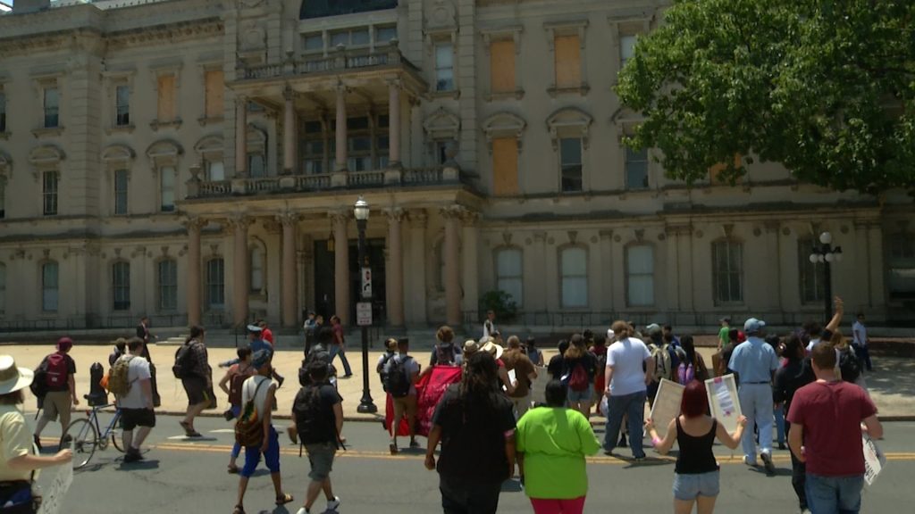 Bill to educate students on police interactions proves contentious
