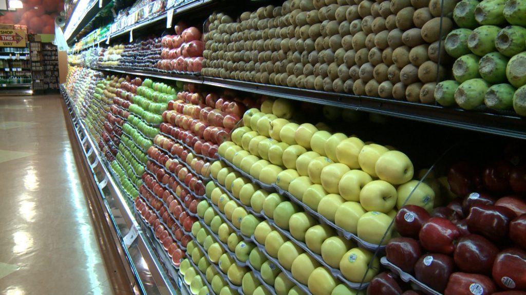 Christie signs bill to reduce food waste by 50 percent by 2030