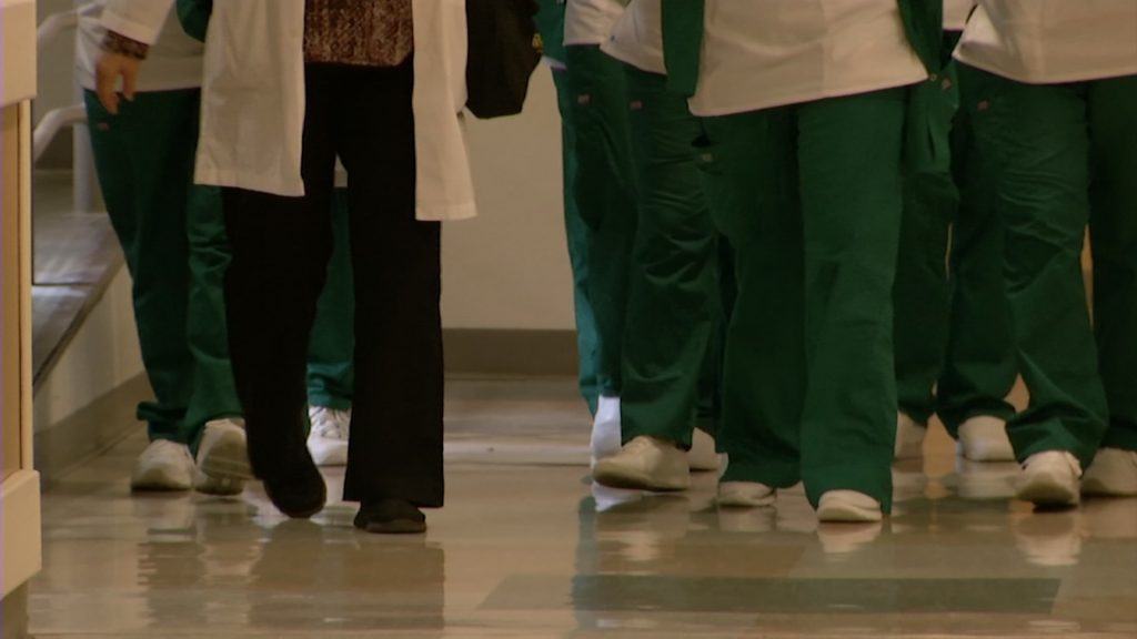 Lawmakers blame Christie Administration for nurse shortage