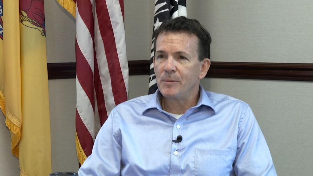 Gubernatorial candidates respond to arbitration cap report