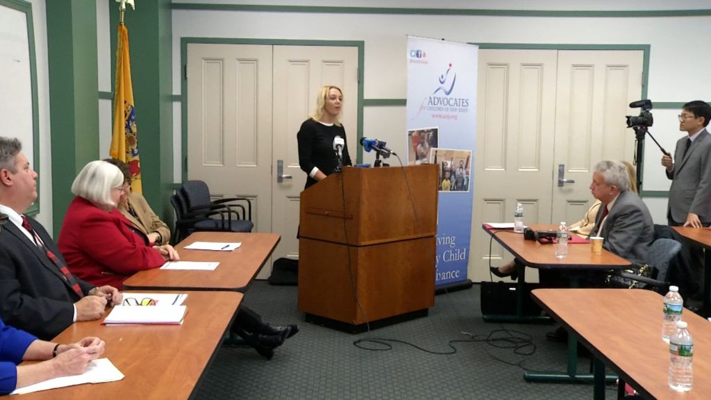 Report finds fewer NJ students are chronically absent