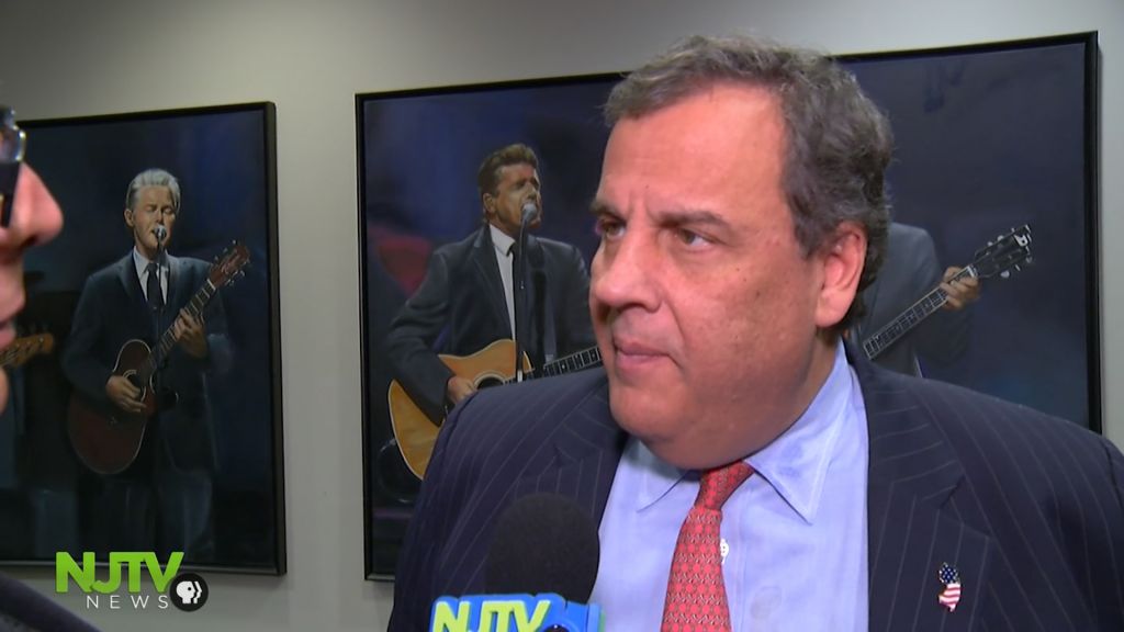 Christie joins NJ Devils to warn about the dangers of using illegal drugs