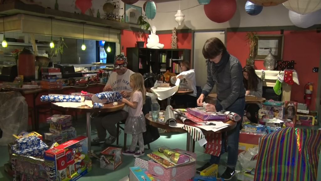 Asbury Park restaurant becomes Santa’s workshop