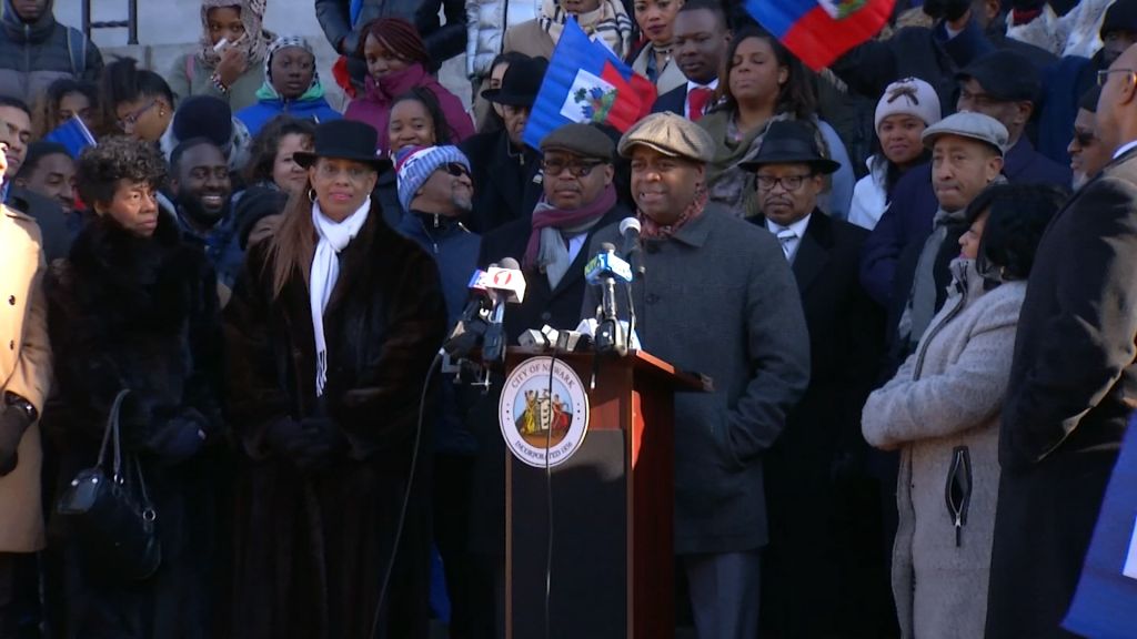 Newark mayor calls Trump ‘racist’ over alleged remarks