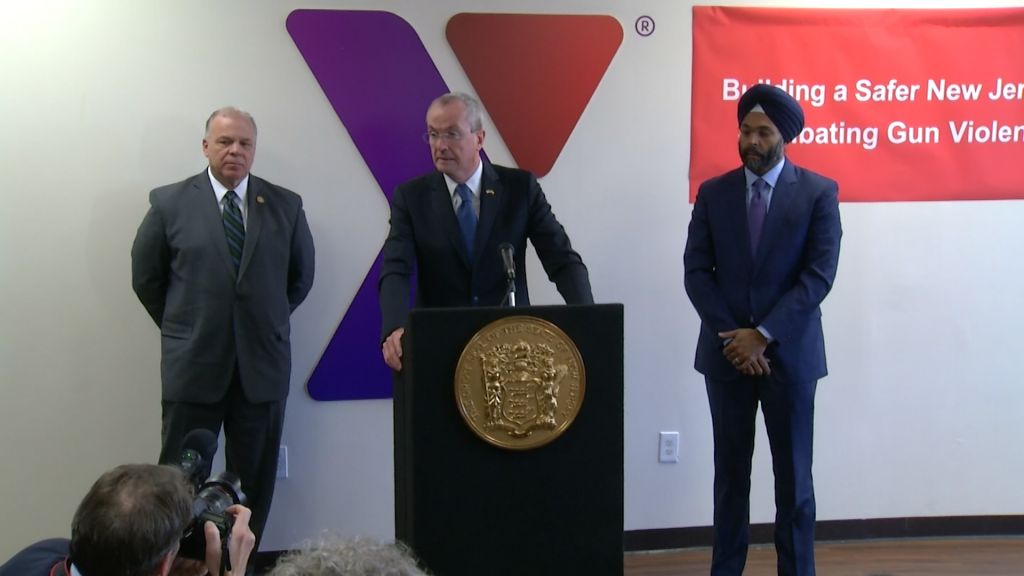 Murphy vows to overturn Christie-era gun law