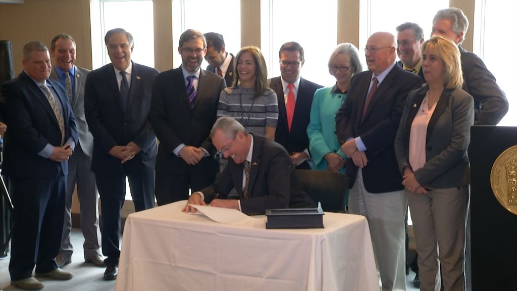 Murphy signs executive order to reenter Regional Greenhouse Gas Initiative