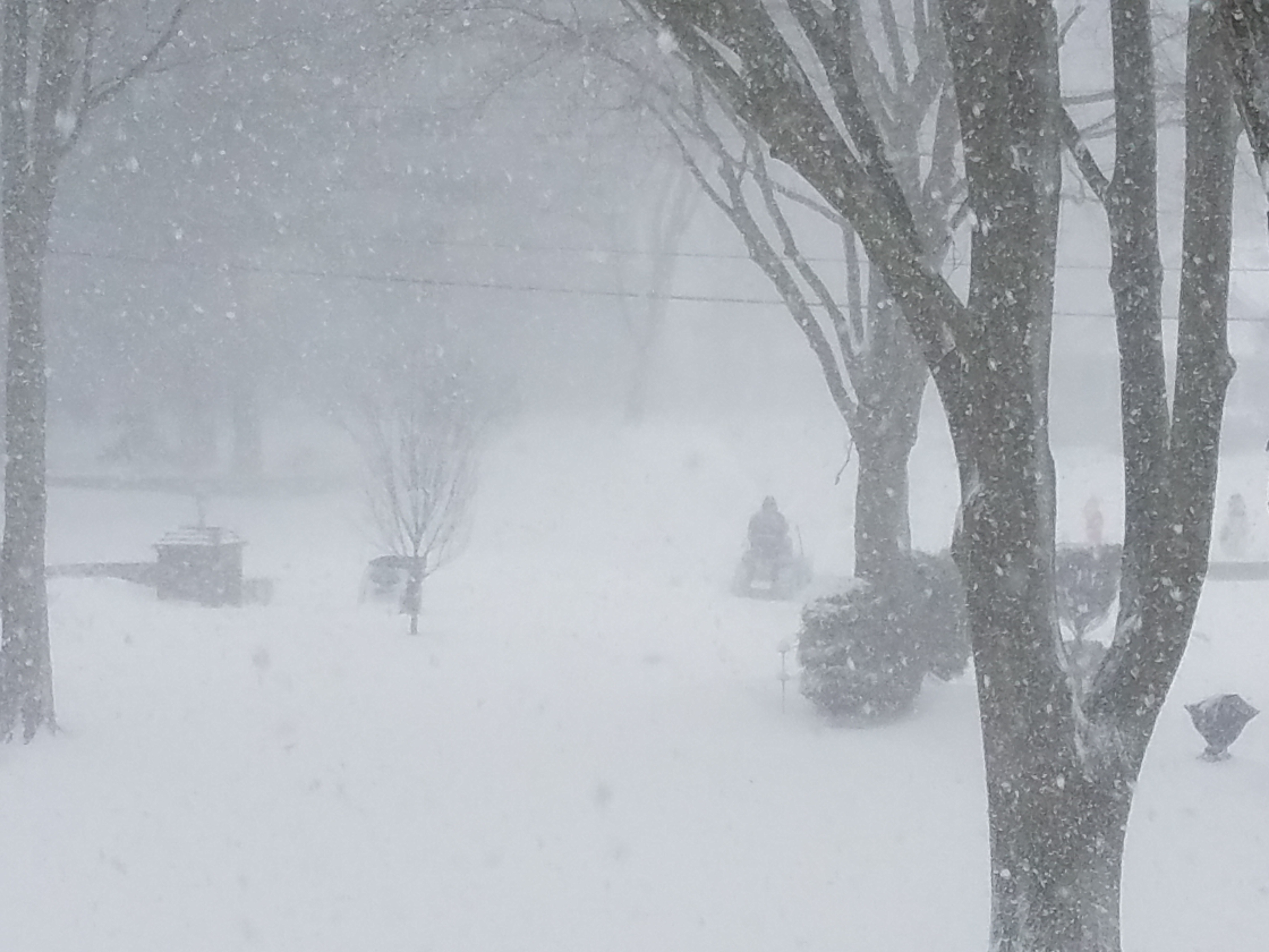 Christie declares state of emergency in response to winter storm