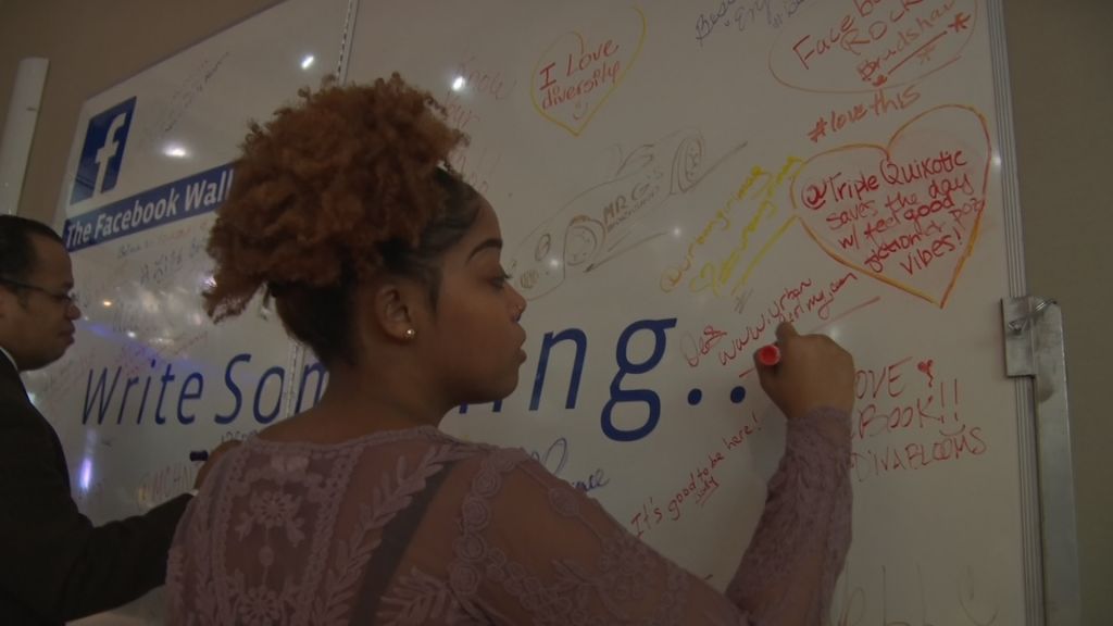 Newark area small businesses get crash course on social networks
