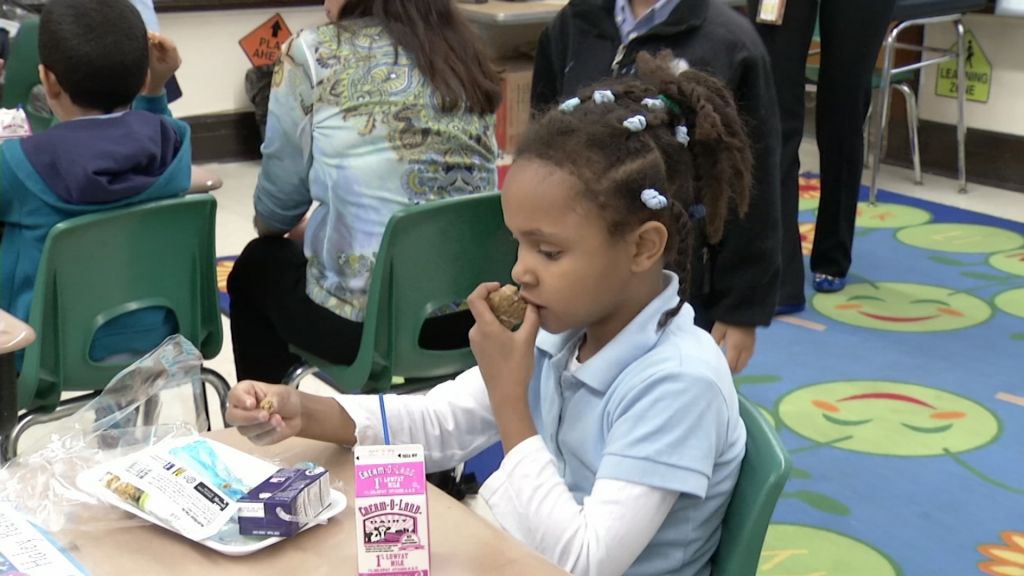 Advocates warn too many kids still miss out on free breakfast