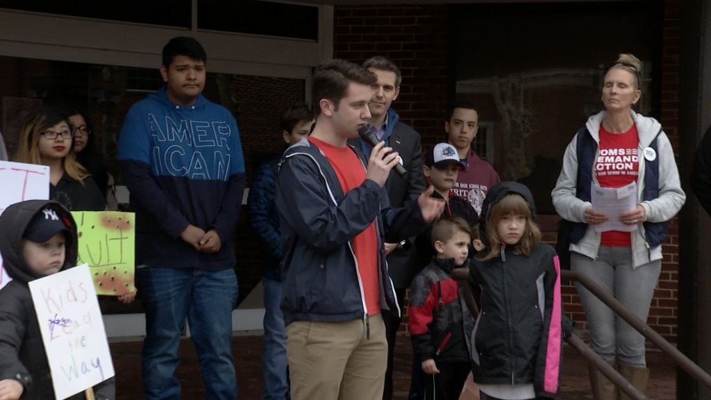 NJ students, administrators react to Parkland shooting