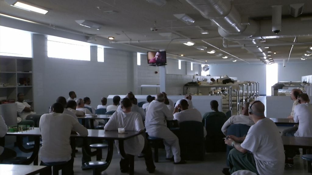 Legislators introduce bill to extending voting rights to those with felony convictions