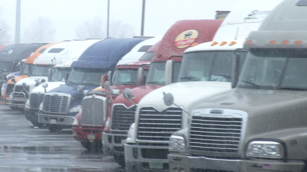 Commercial truck drivers ordered to stay off roads during storm