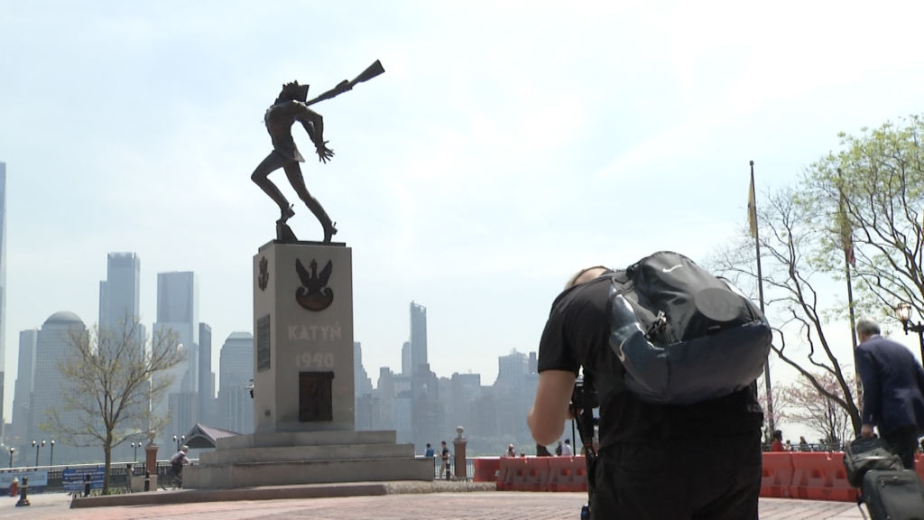 Fulop says Jersey City statue controversy cooked up by political foes